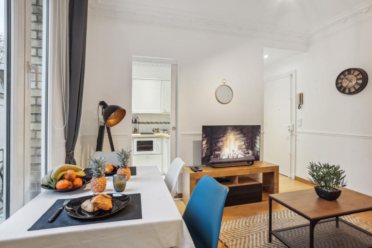 Superbe 2 Pieces Au Coeur Du Xvieme Bed & Breakfast Paris Eksteriør bilde